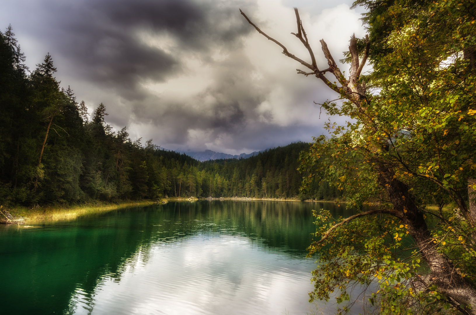 Eibsee im Herbst