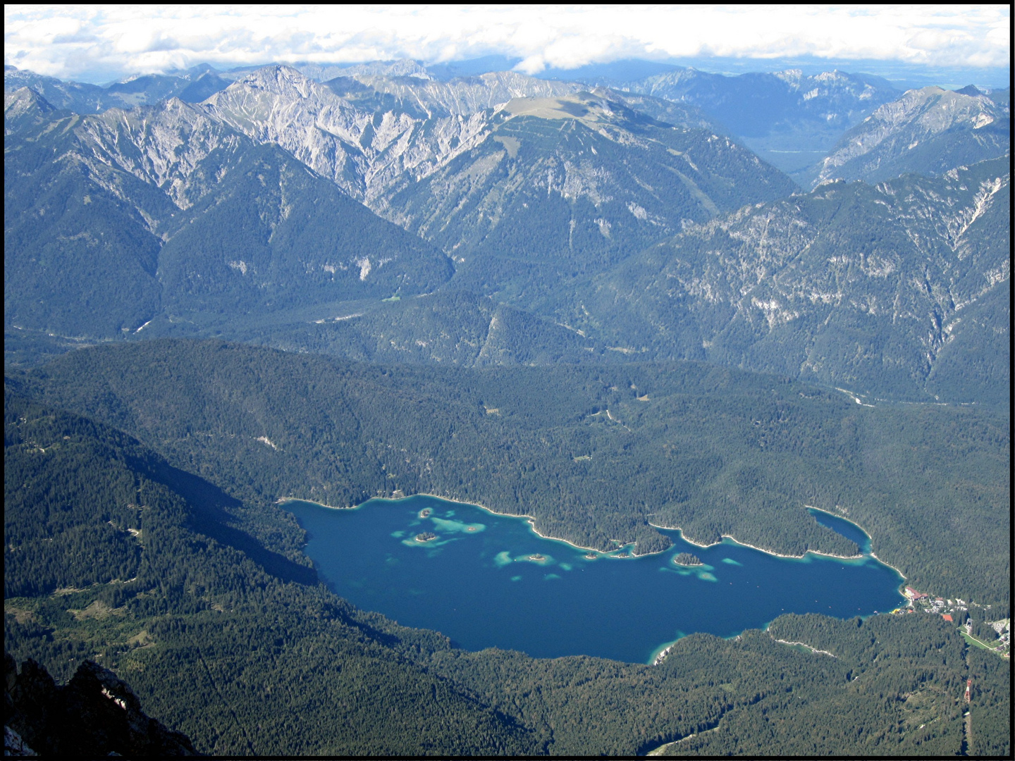 Eibsee von der Zugspitze aus