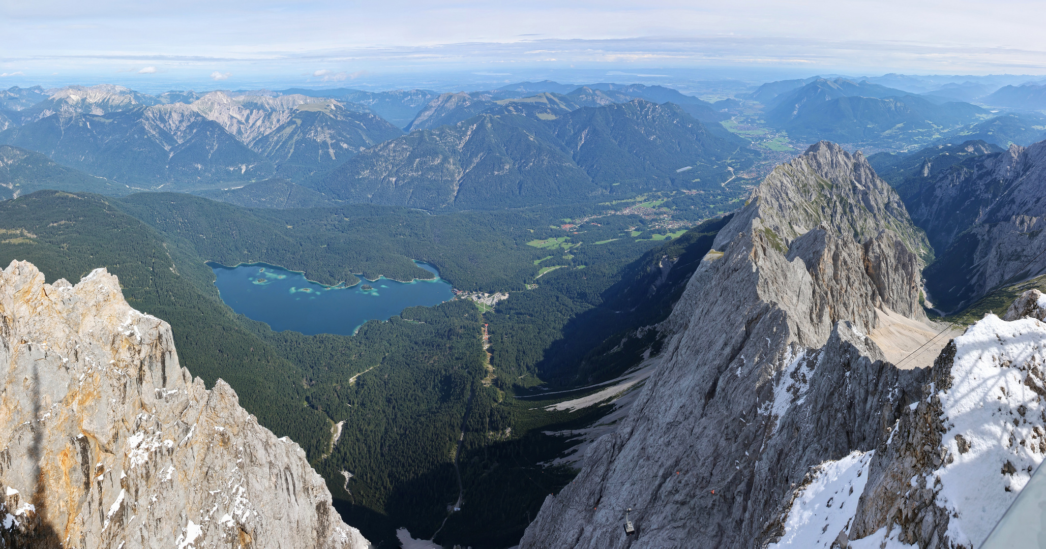 Eibseeblick von der Zugspitze (2023_09_01_8650_pano_ji_ji)