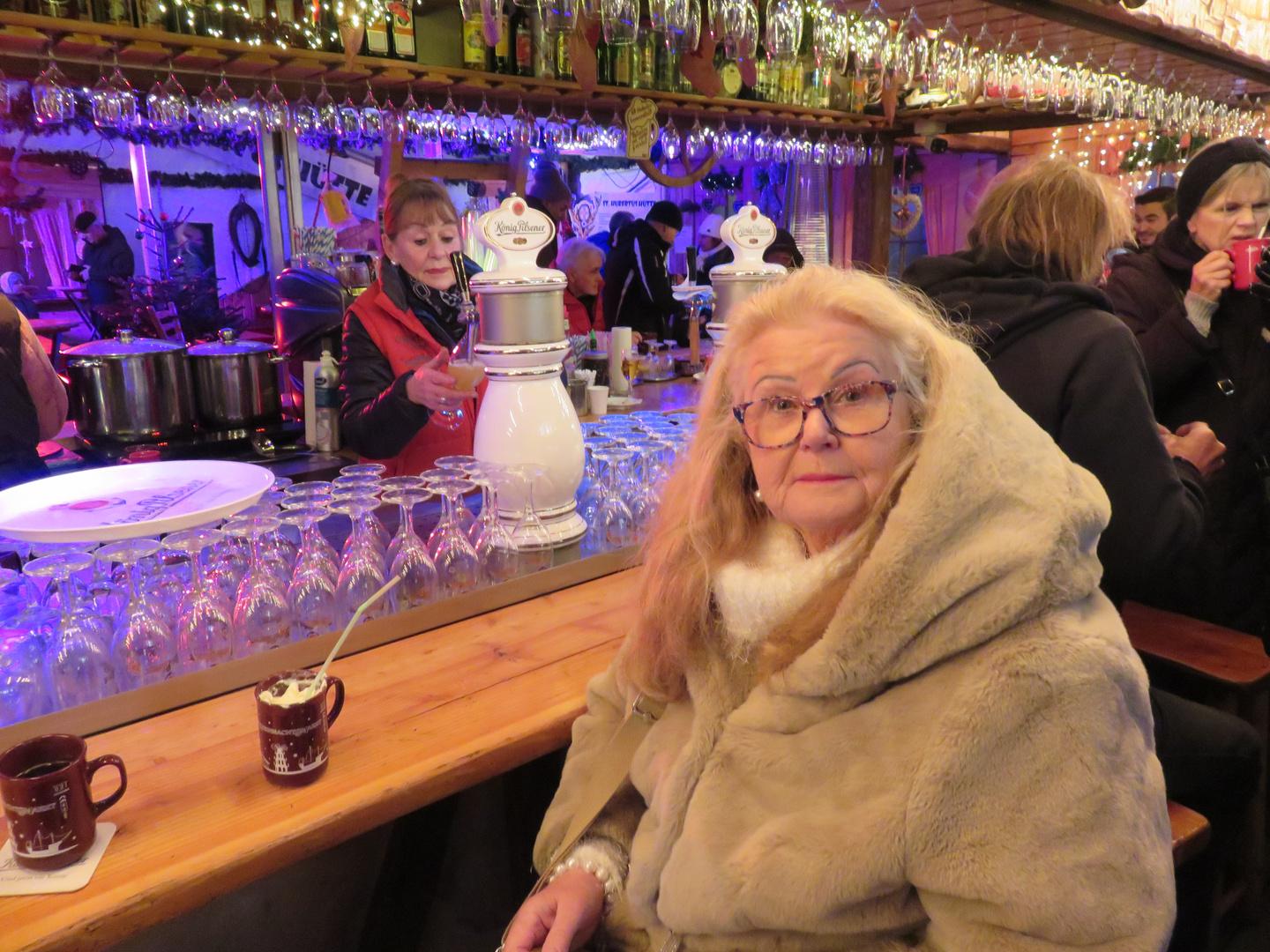Eierpunsch mit Sahne Foto &amp; Bild | spezial, dokumentation, portraits ...