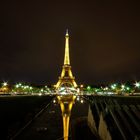 Eifel Turm by Night