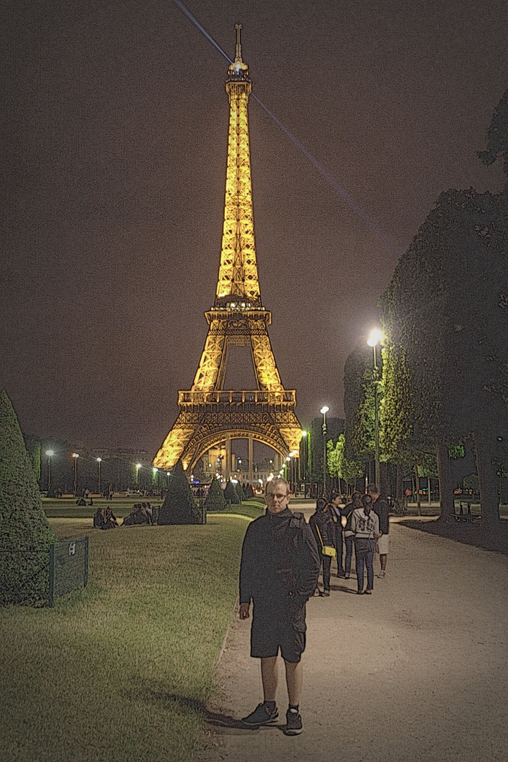 Eifelturm bei Nacht