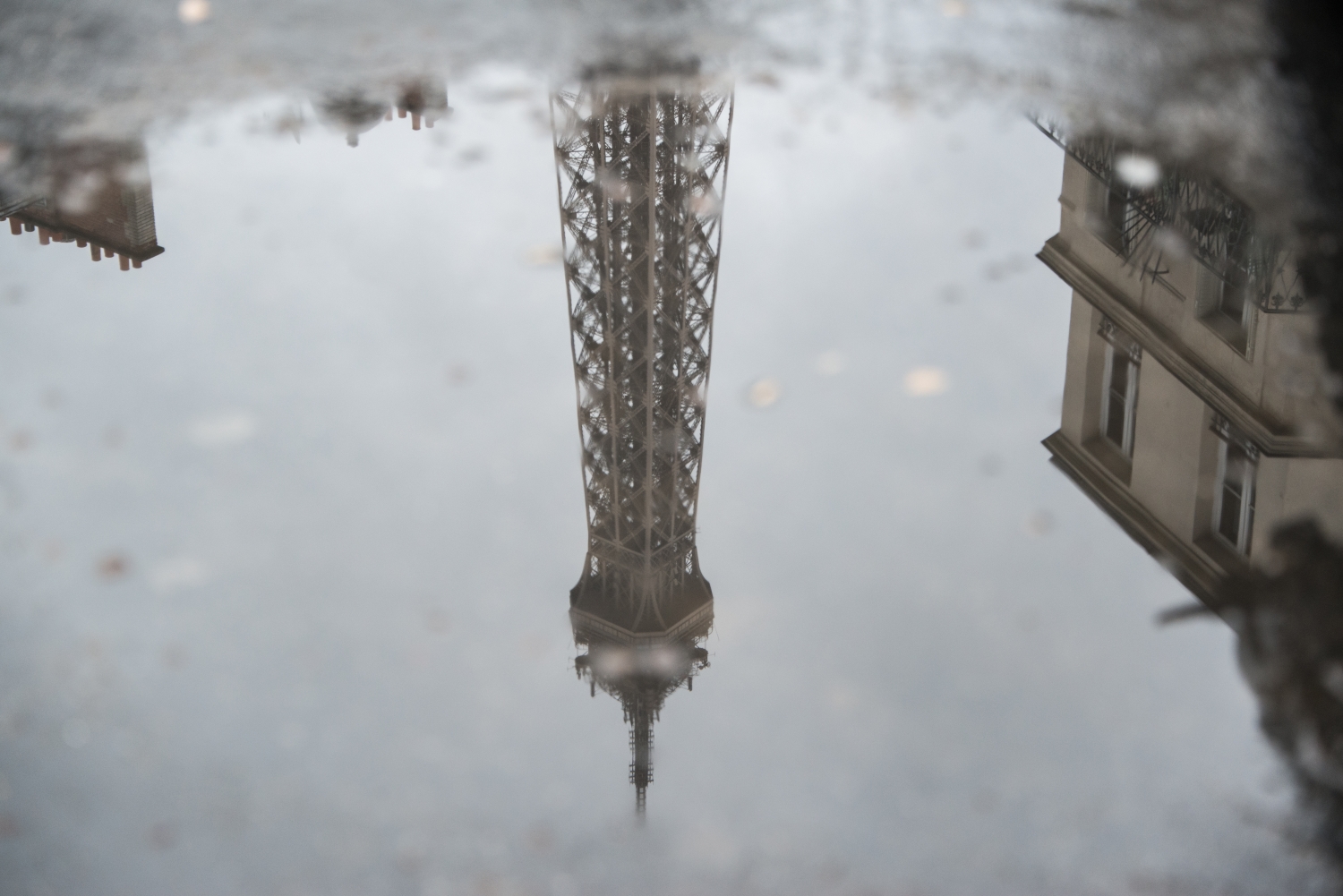 Eiffel dans l'eau