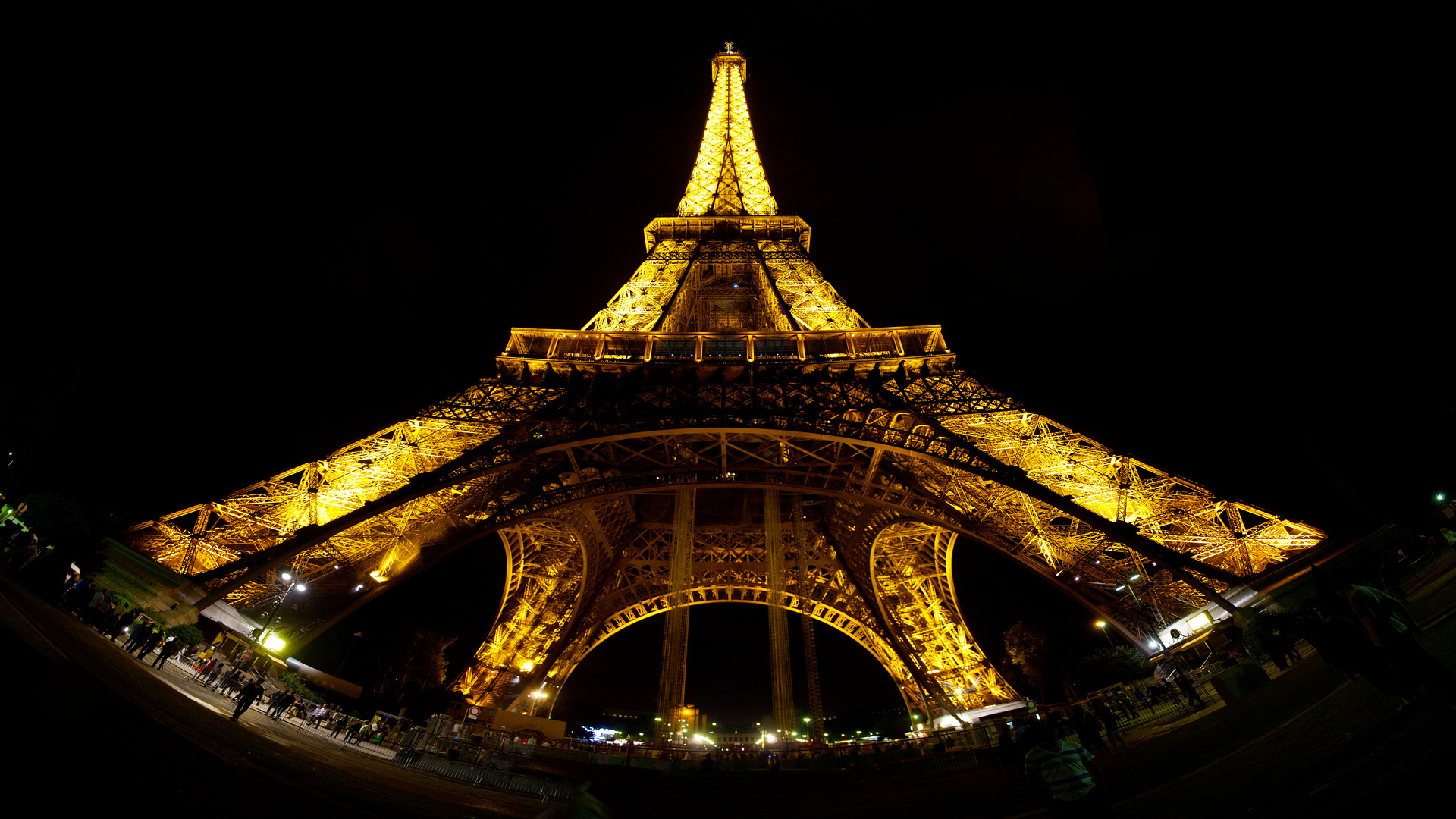 Eiffel tower at night