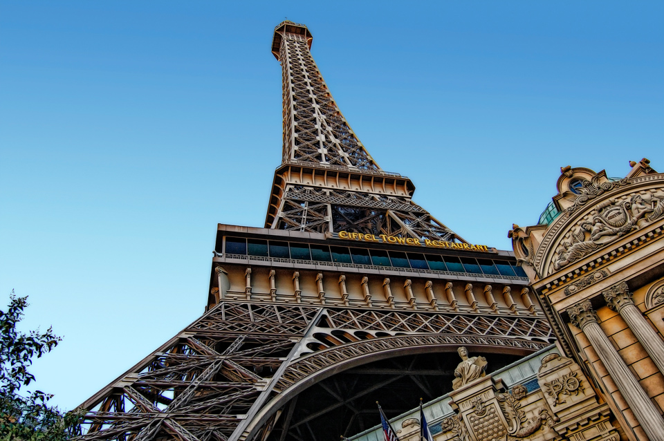 Eiffel Tower Casino Paris - Las Vegas •Illustriert•