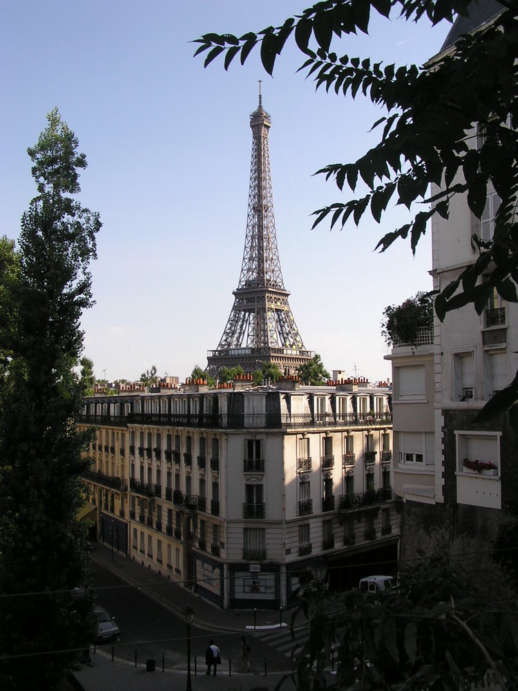Eiffelturm auf dem Dach