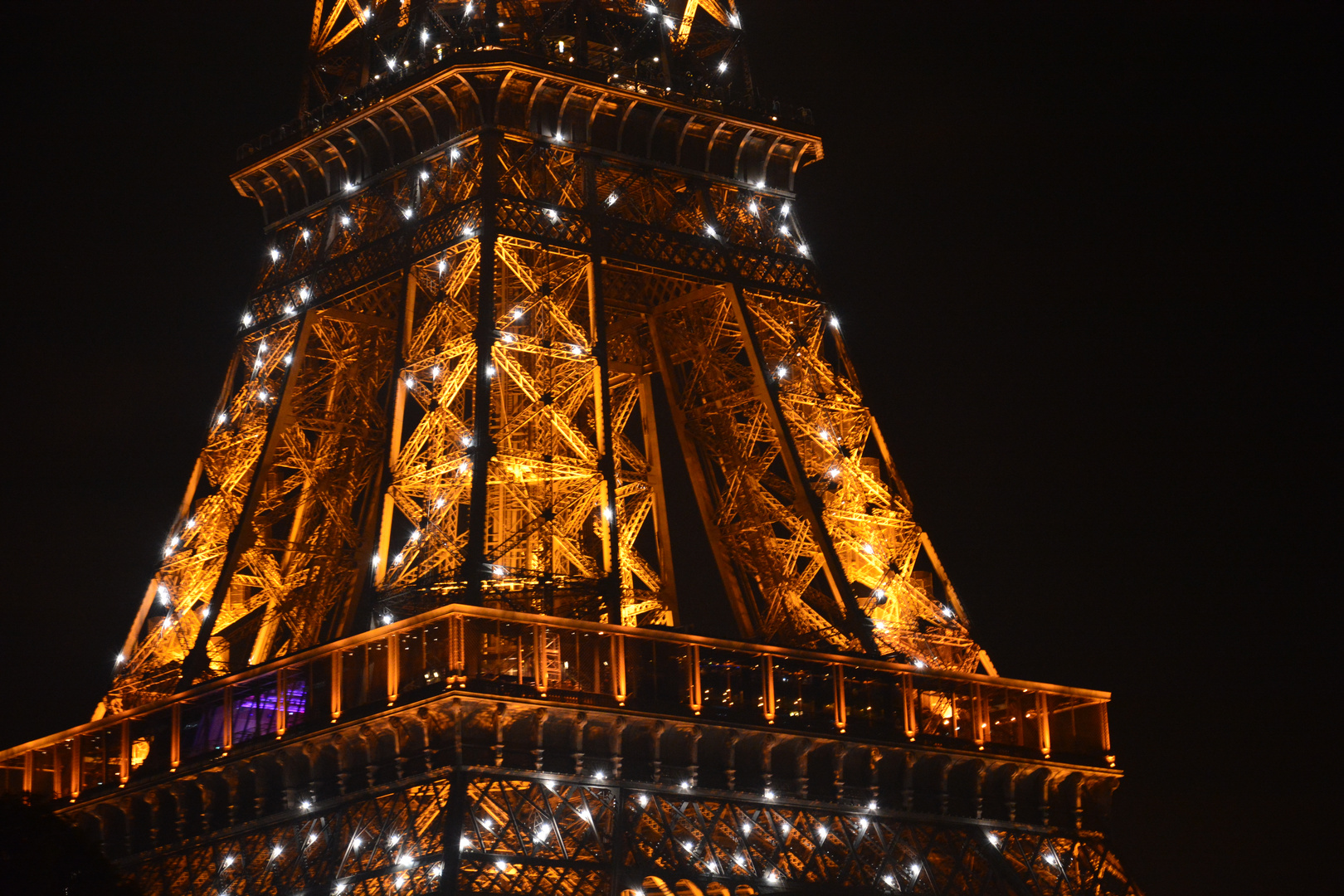 Eiffelturm bei Nacht