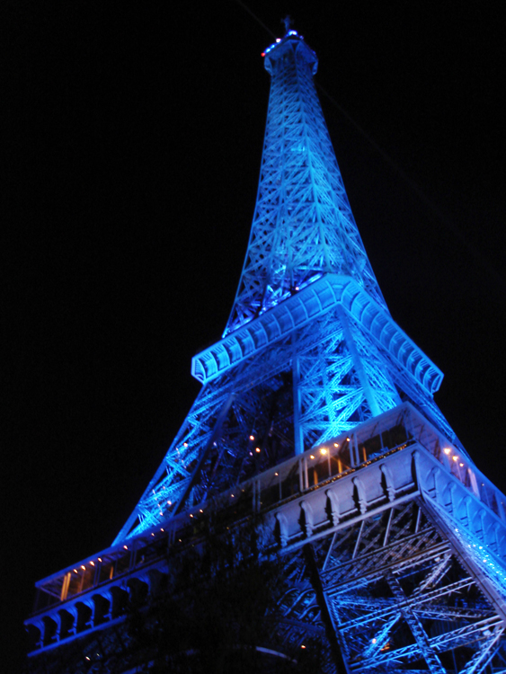 Eiffelturm bei Nacht