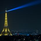 Eiffelturm bei Nacht (V1)