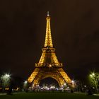 Eiffelturm bei Nacht (V2)