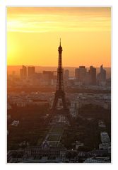 Eiffelturm im Abendlicht