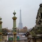 Eiffelturm im Nebel / Eiffel tower in the fog