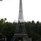Eiffelturm im Regen