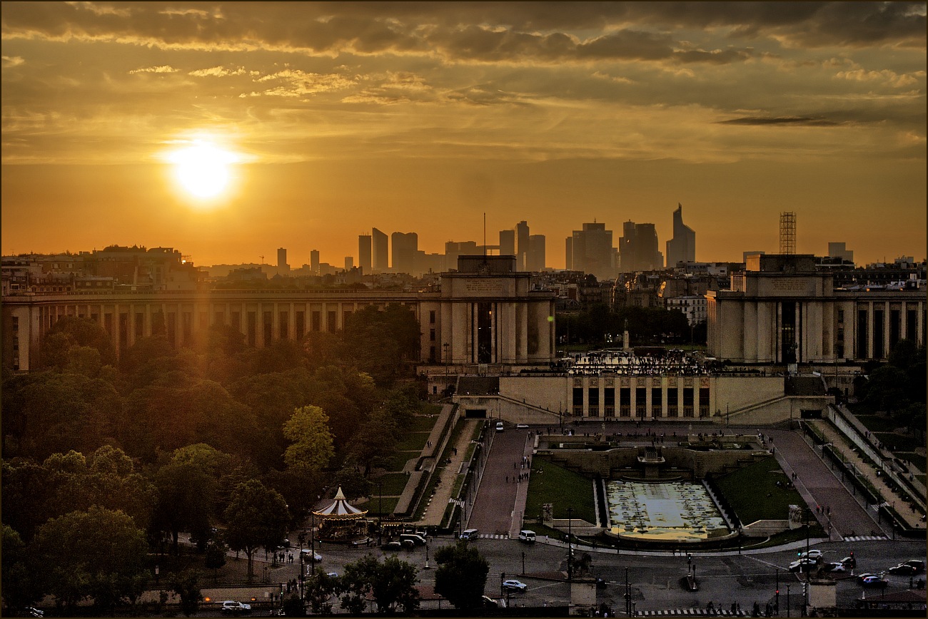 Eiffelturm - LaDefense Paris 14-01