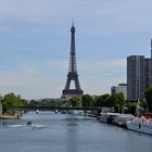 Eiffelturm und Freiheitsstatue an der Seine