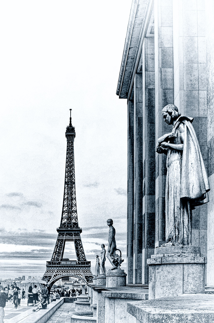 Eiffelturm_sw