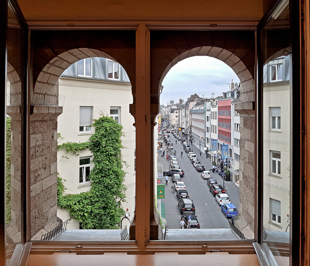 Eigelstein-Torburg - kommse rein, könnse rausgucken