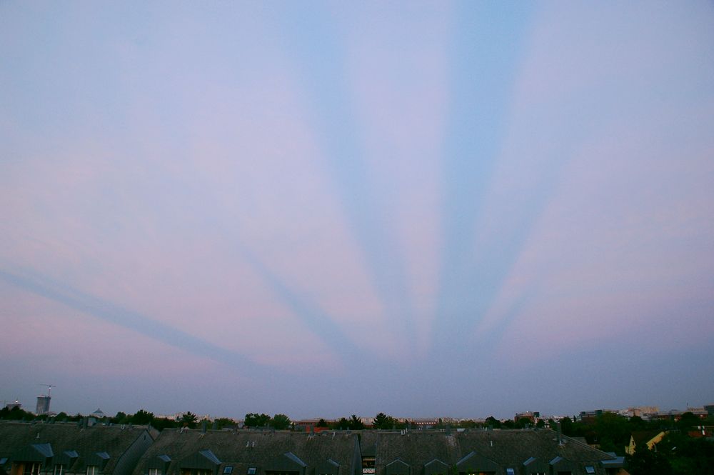 Eigenartige Wolken?