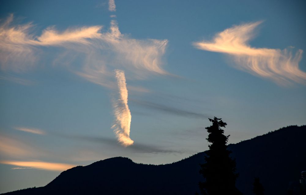 eigenartige Wolkengebilde über dem Jura