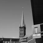 Eigenwilliger Blickwinkel auf die St.Petri-Kirche in Lübeck