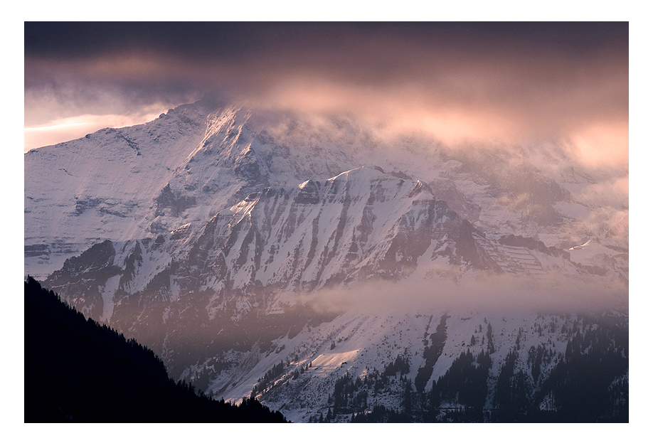 Eiger in den Wolken