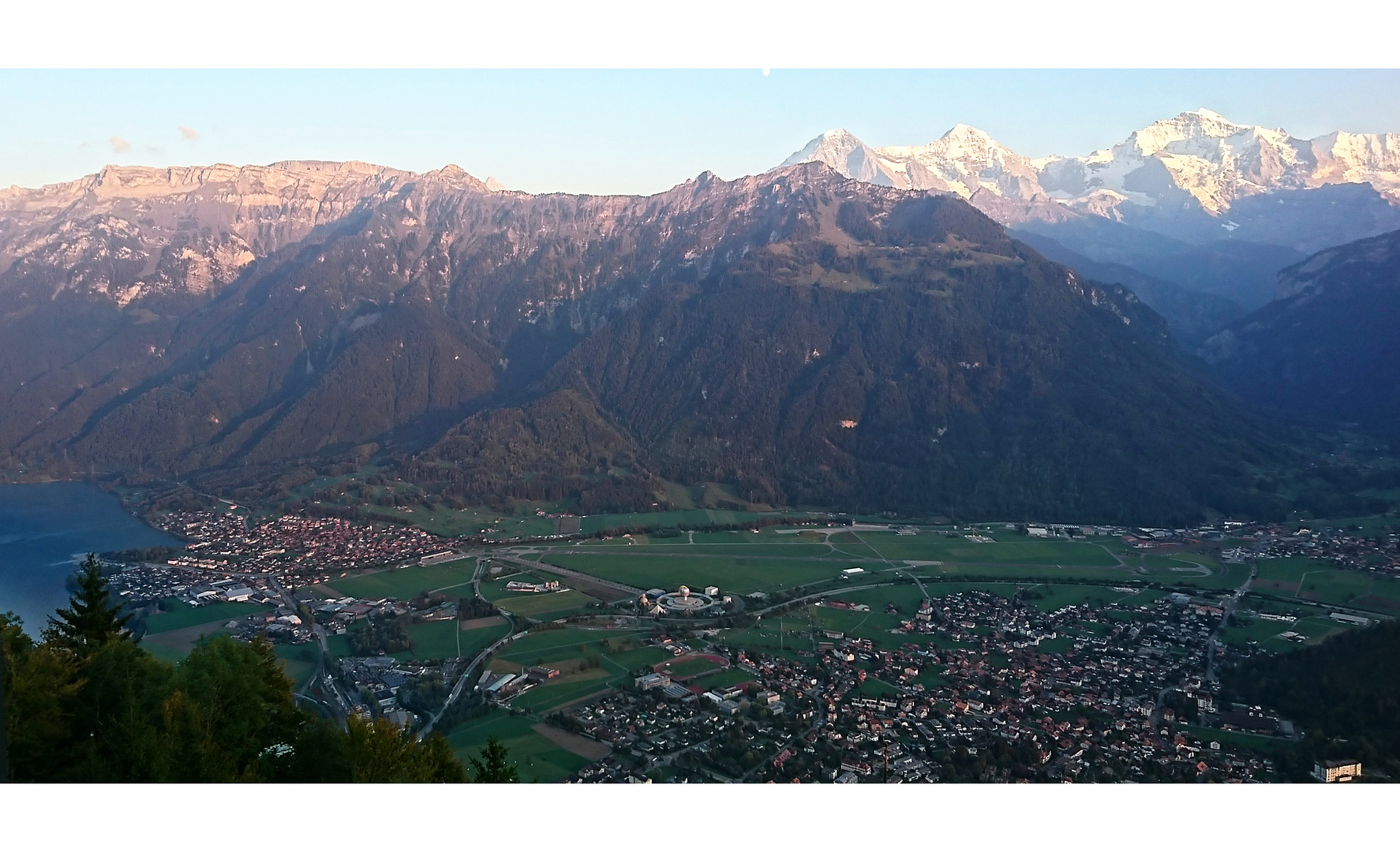 Eiger, Mönch, Jungfrau und Schynige Platte vom Harder aus