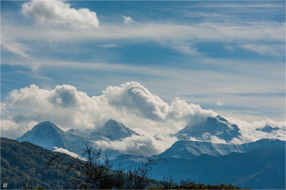 [ Eiger, Mönch und Jungfrau... ]