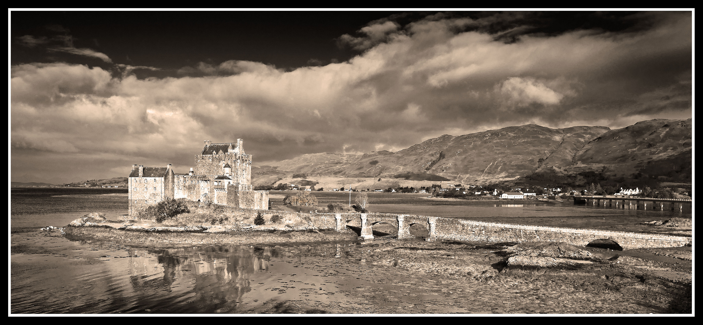 Eilean Donan Castle 2