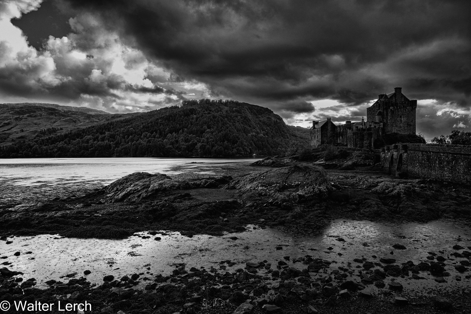 Eilean Donan Castle-3