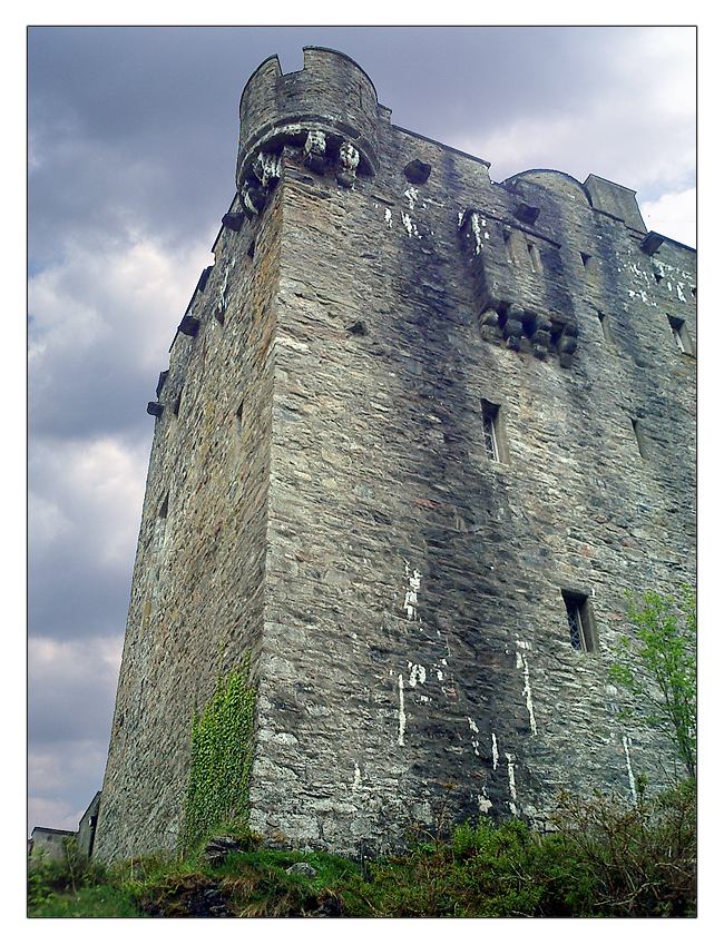 Eilean Donan Castle - Big Wall