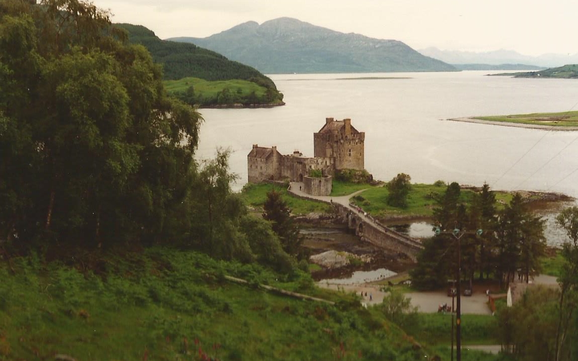 Eilean Donan Castle von Berg aus gesehen