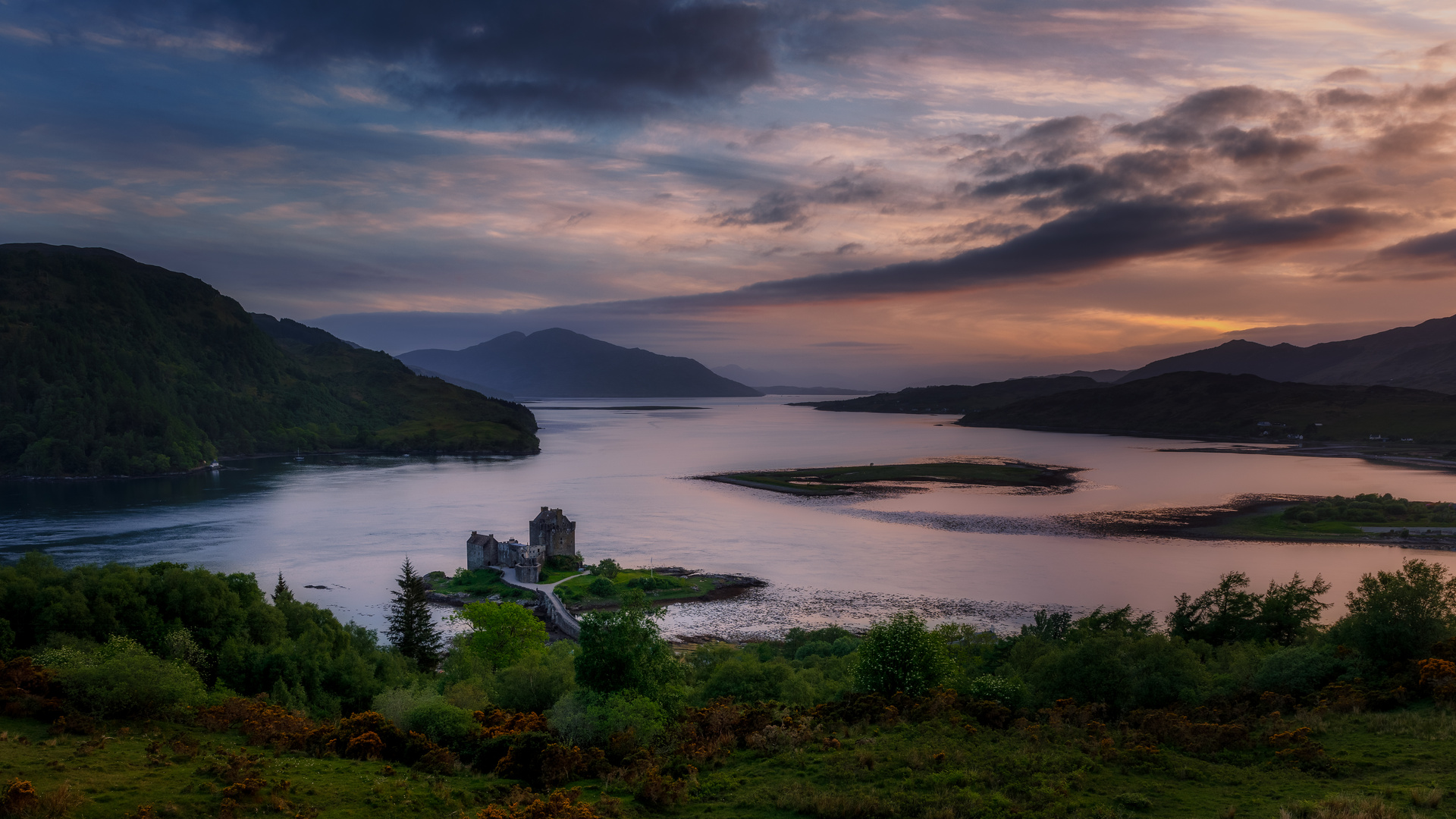 Eilean Donnan Castle 