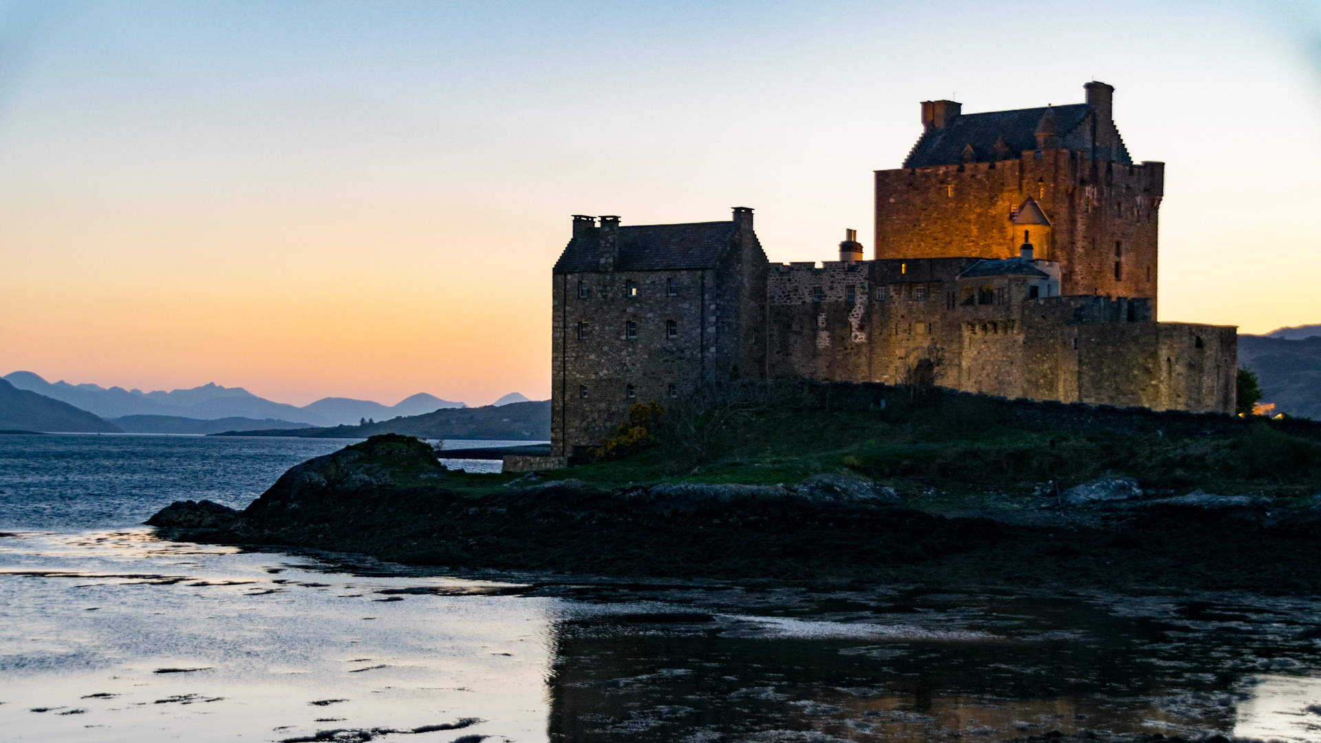 Eilean Donnan Castle