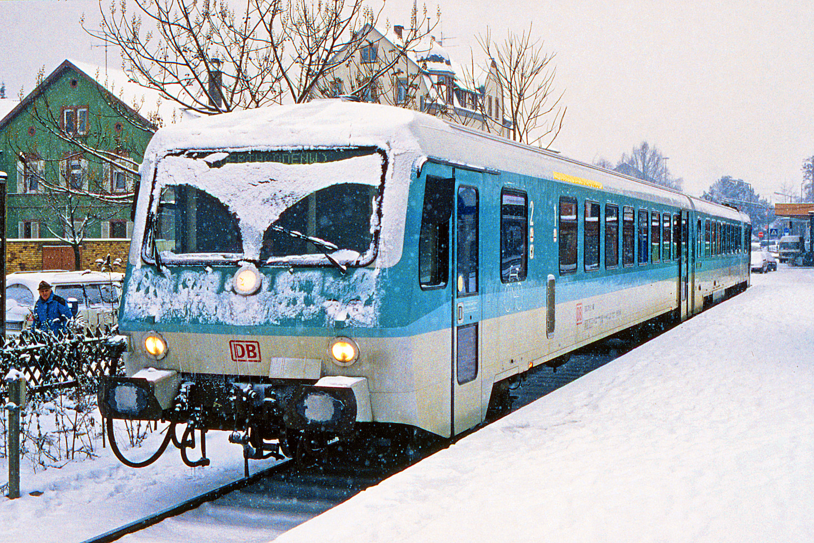 Ein 628 in Weinheim im Schnee
