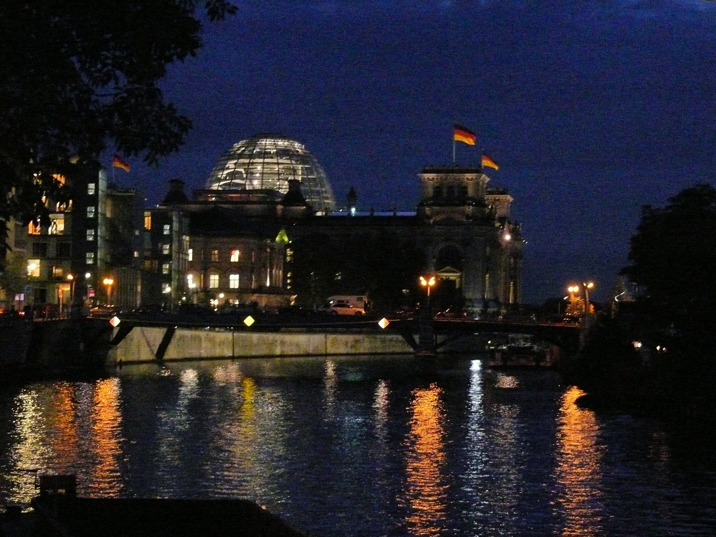 Ein Abend am Reichstagsufer