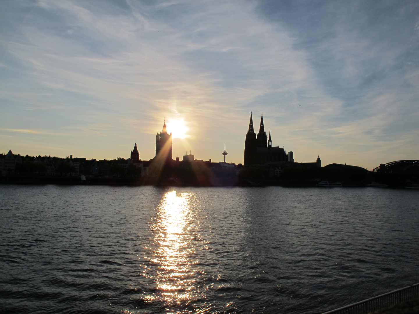 Ein Abend am Rhein