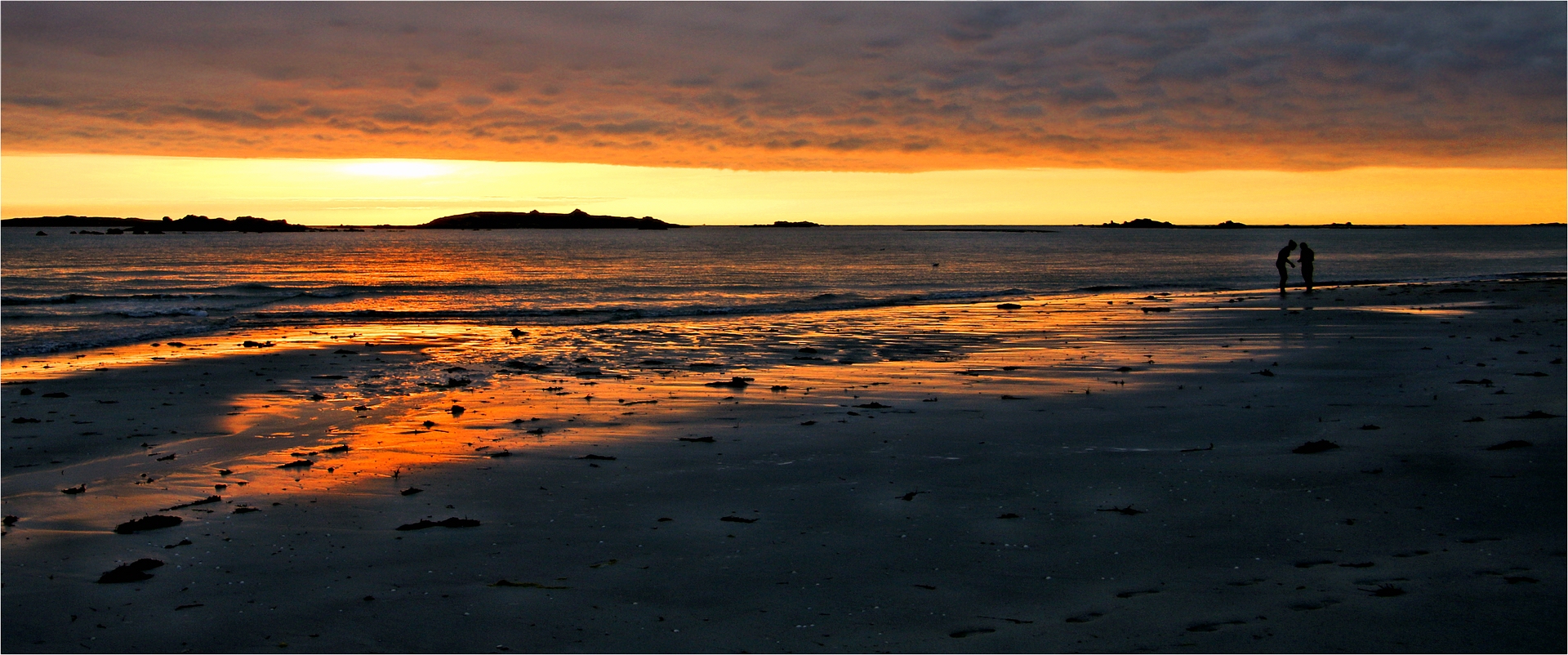 EIN ABEND AM STRAND