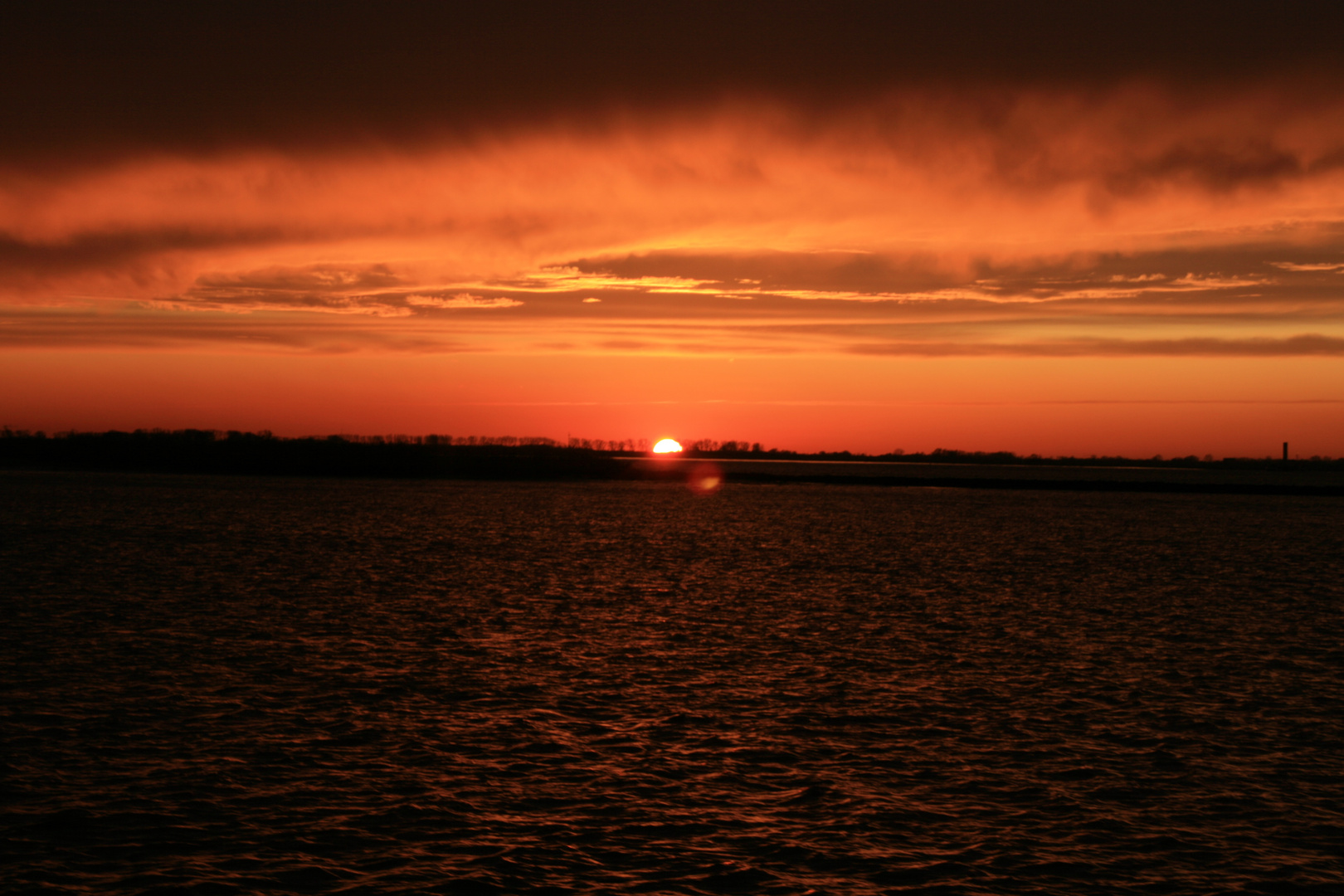 Ein Abend an der Elbe