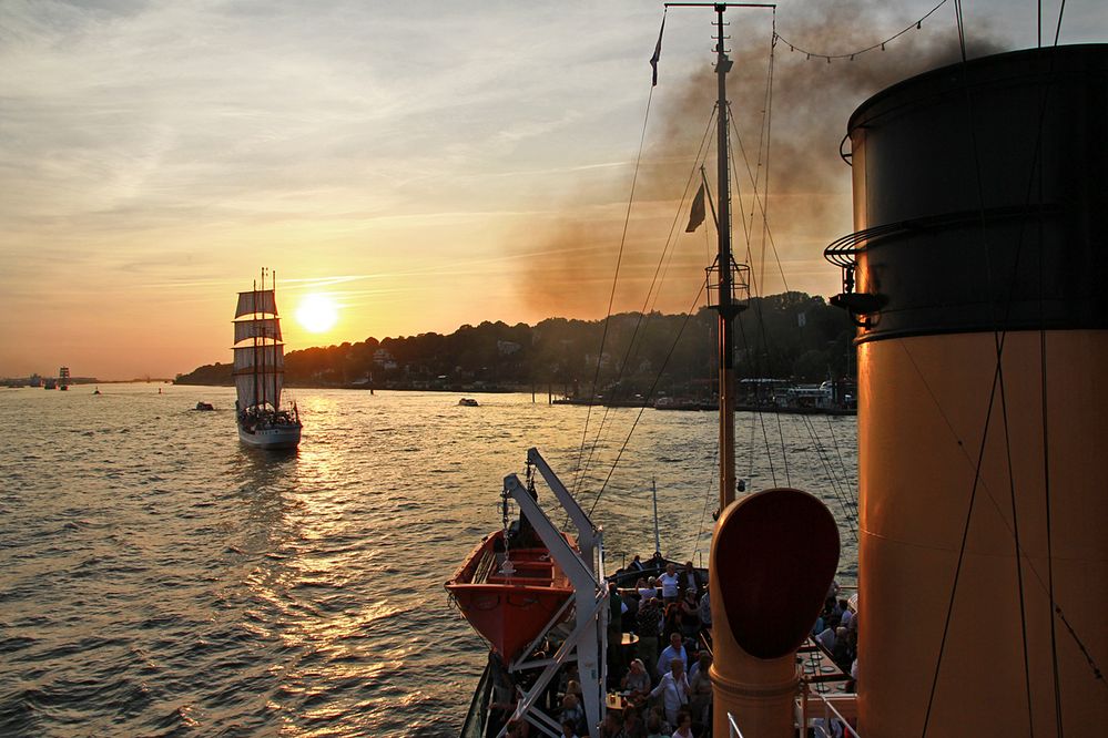 Ein Abend auf der Elbe