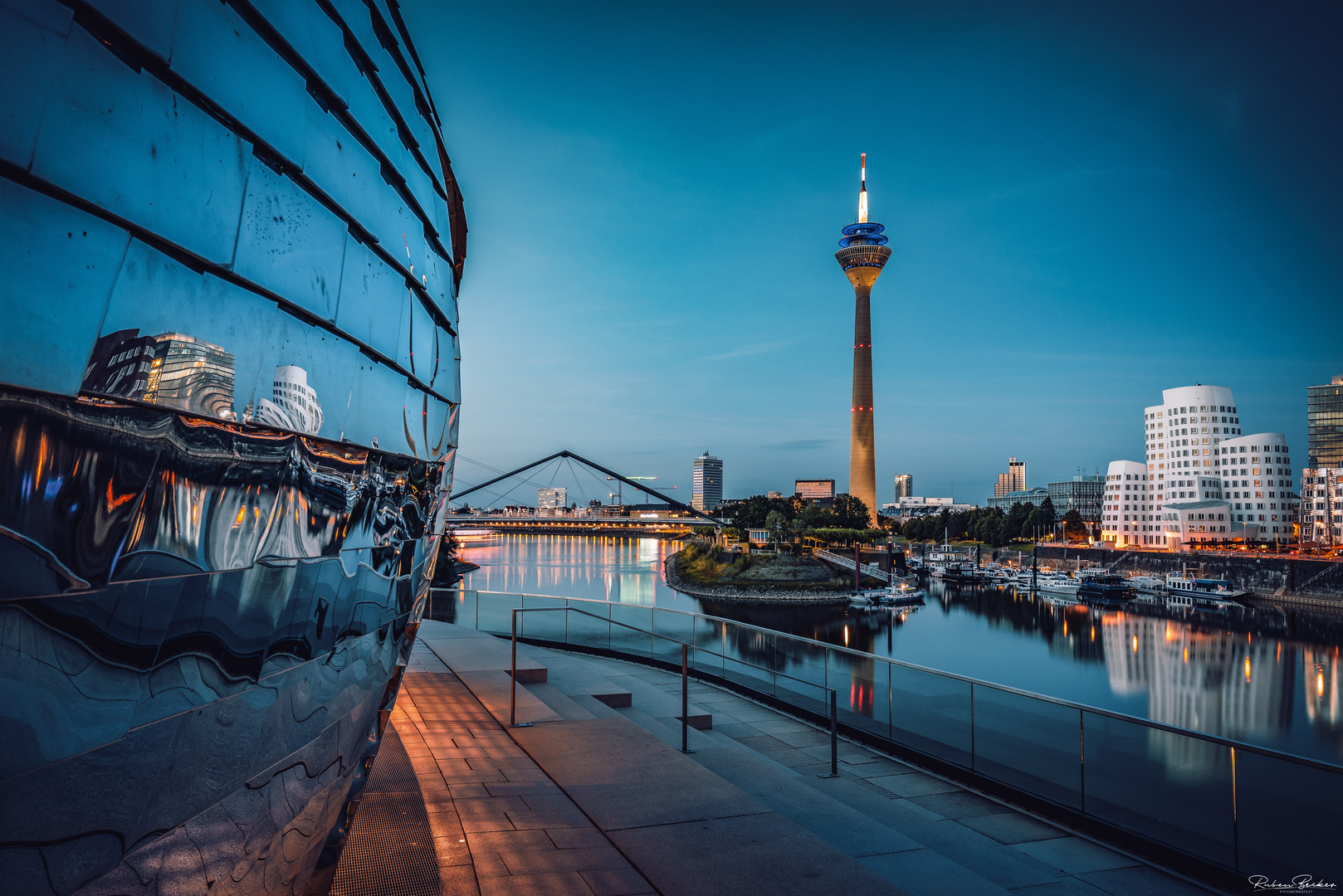 Ein Abend im Medienhafen