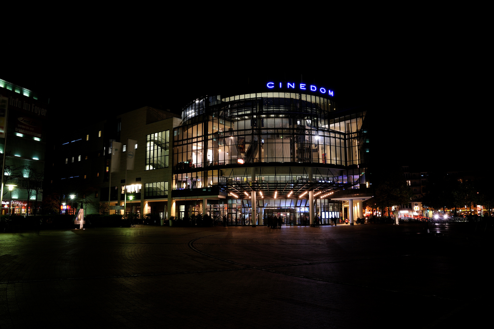 Ein Abendspaziergang am Mediapark (3)