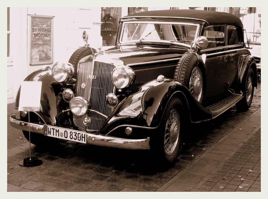 Ein alter Horch