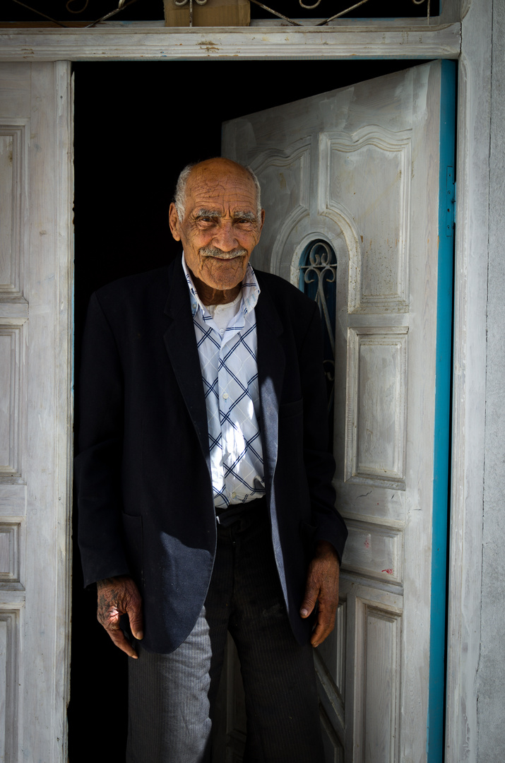 Ein alter Mann in der Medina von Sousse ii