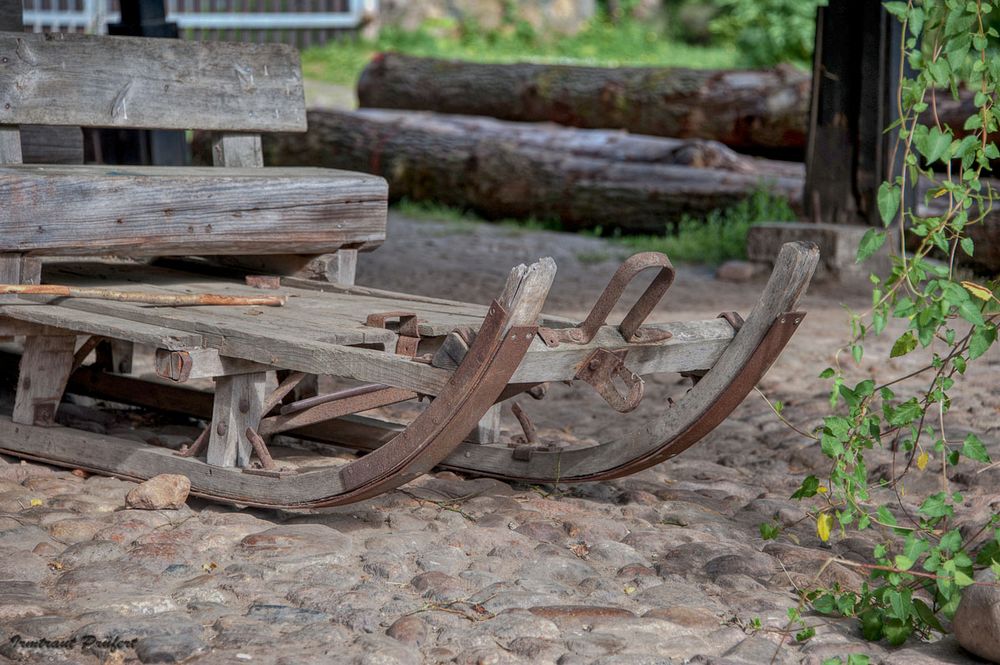 ein alter Schlitten... Foto & Bild marodes, specials, spezial Bilder