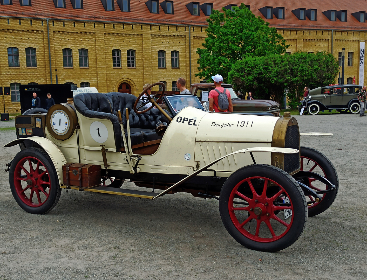 Ein Alter von 1911