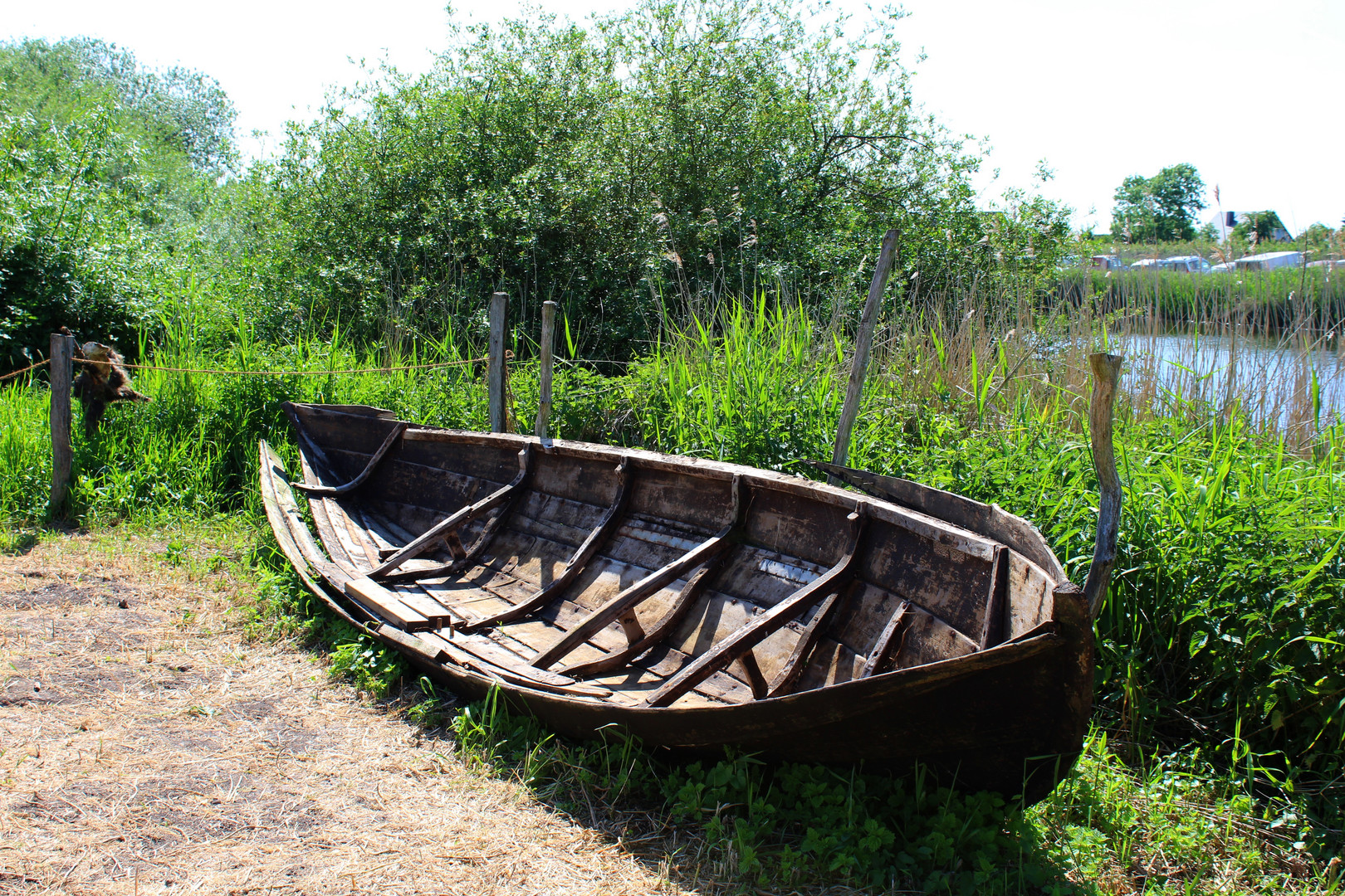 ein altes Wikinger Boot ... 