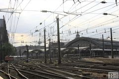 Ein & Ausfahrt in den Kölner Hauptbahnhof