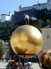 Ein Balkenhol steht auch in Salzburg