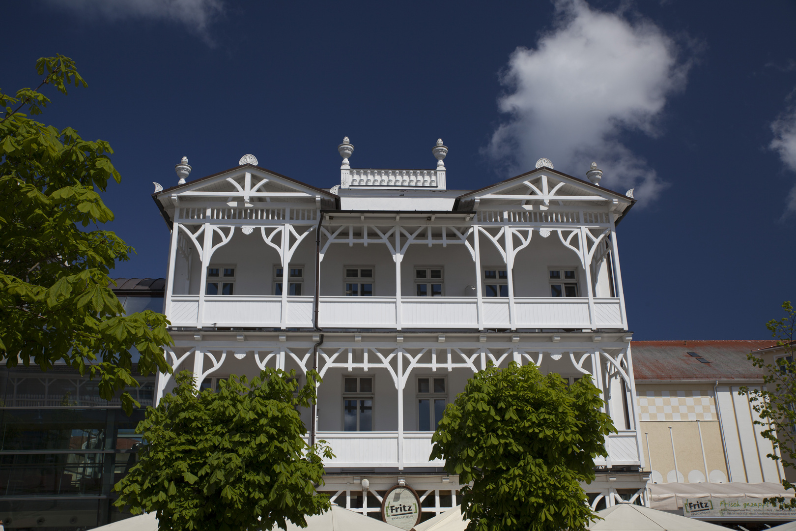 Ein Balkon auf der Insel Rügen in Binz