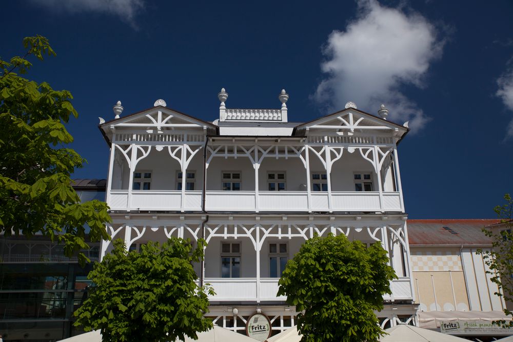 Ein Balkon auf der Insel Rügen in Binz